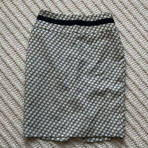 The Limited Ivory and Black Lined Pencil Skirt